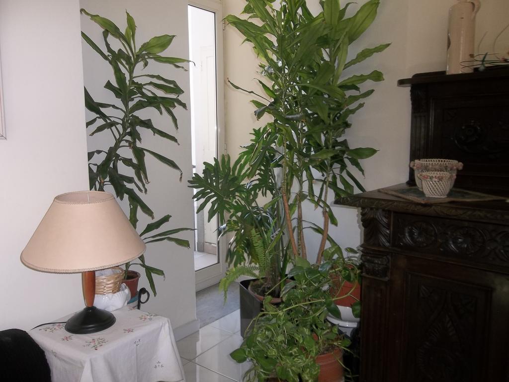 נאפולי B&B Chez Caroline מראה חיצוני תמונה